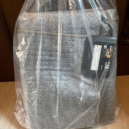 新品未使用　消臭電気カーペット3畳 VWU305H-SP 2023年製