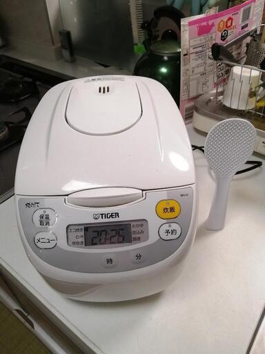 最終値下げ!美品!タイガーマイコン炊飯ジャーJBH-G101-W 2022年製