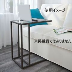 【IKEA人気商品】 VITTSJO ヴィットショー② ラップトップスタンド　サイドテーブル　ガラステーブルの画像