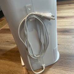 除湿機（アイリスオーヤマ）の画像