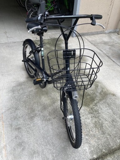 【ライト、カゴ、鍵付きVEGAS ベガス　VEG03T 20インチ　黒 ブリヂストン　自転車