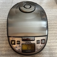2016年製造　炊飯器