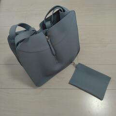 ポーチ付きバッグの画像