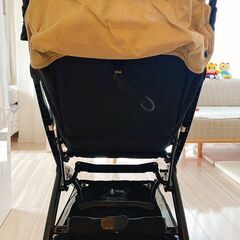 2021年モデルのサイベックスリベル、クラシックベージュ