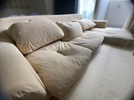 カウチソファー