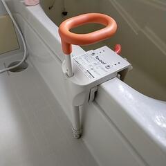 介護用、風呂場イス。風呂桶手摺の画像