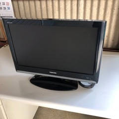 TOSHIBA  REGZA  22型　地デジテレビ