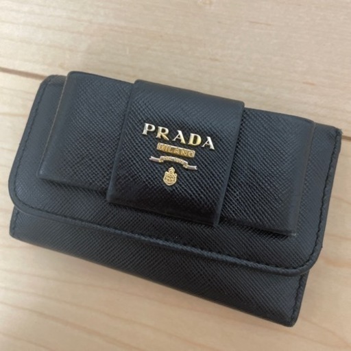 PRADA キーケース