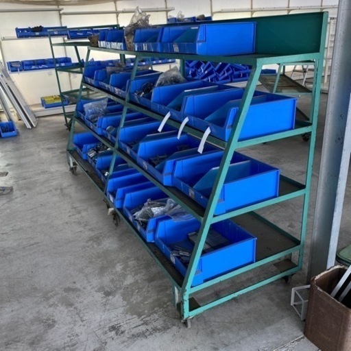 キャスター付き棚売却済み