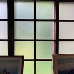 アンティーク調の木製の引き戸やドアの画像