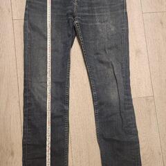 ジーンズ2枚まとめて売り