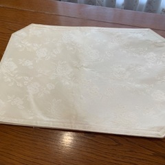 【譲ります】ランチョンマット4枚の画像