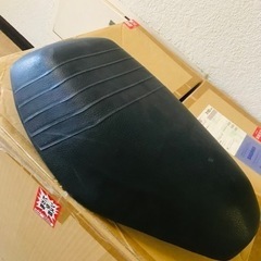 AB07タクト純正シート