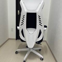 受渡決定です！DEVISE オフィスチェア オットマン付き　ホワイトの画像