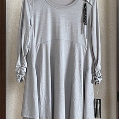トップスカットソー   M 新品未使用