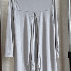 トップスカットソー   M 新品未使用の画像