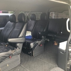 ハイエース１０人乗りの画像