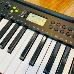 カシオ キーボード CTK-240 ほぼ未使用　スタンド付き　手渡し歓迎の画像