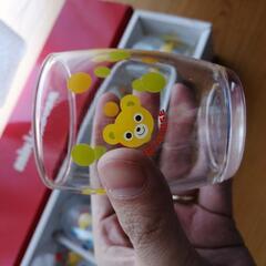 ベビーベット、小さいガラスコップの画像