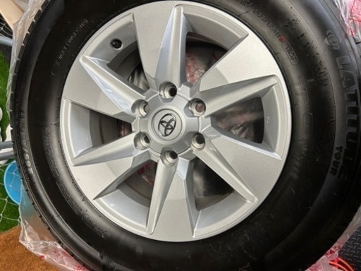 プラド新車外し　265/65R17タイヤホイール4本セット