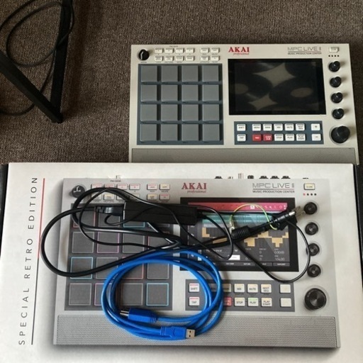 値下げしました！ラスト3日で受付終了！AKAI MPC LIVE2 Retro color