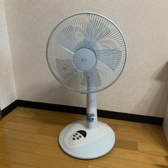 リモコン式扇風機(マイナスイオン発生機能付き)
