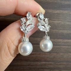 ウエディングピアスセットの画像