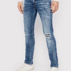 GUESS ゲス　デニム