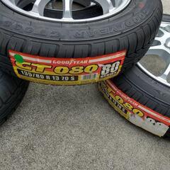 13インチ 未使用タイヤ・中古アルミホイールセット GOODYEAR GT080 135/80R13の画像
