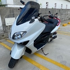 TMAX 1型　逆車