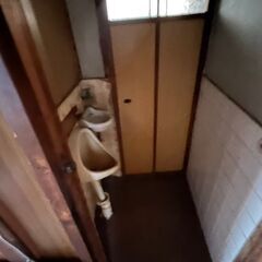 トイレ改修工事　他　手伝って欲しいです。（伊丹市）業者の方お断りです。 - 助け合い