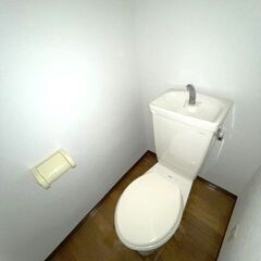 【アクト5ビル】新町電停徒歩2分！！24時間営業のスーパーまでも徒歩2分の好立地です。 − 熊本県