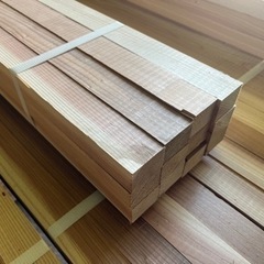 【最上グレード】杉野縁 4000×30×40  1束12本入！格子、造作材、天井下地、垂木、根太、下地材、DIYなどに。在庫46束ありますので複数の方へ販売できます。の画像