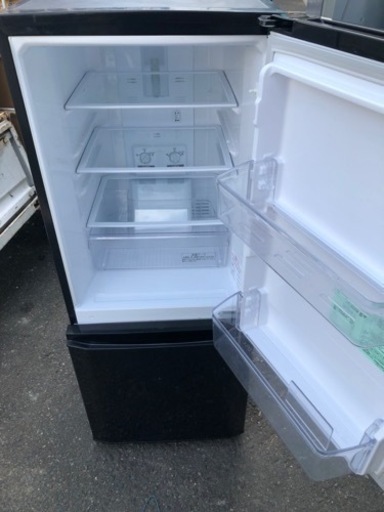 北九州市内配送無料　保証付き　2019年製　三菱電機 MITSUBISHI ELECTRIC MR-P15D-B [冷蔵庫 146L 