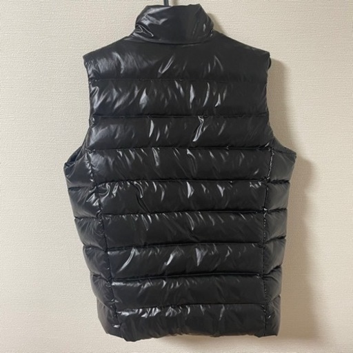 【美品】【早い者勝ち】モンクレール　ダウンベスト