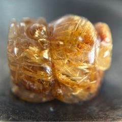 タイチンルチルクォーツ 貔貅（ヒキュウ） 縦穴貫通 希少 天然石ブレスレット パワーストーンブレスレット パーツ