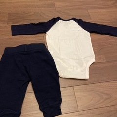 babygap ベビーギャップ　ロンパースズボンセットの画像