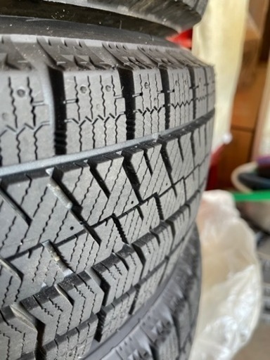 【交渉中】スタッドレスタイヤ(165/65R14)+ホイールの4本セット