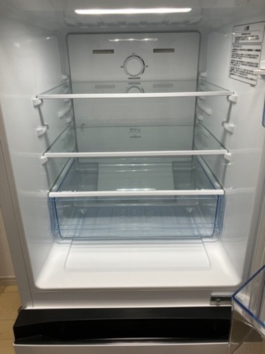 【ドリーム池田店】◎ジモティー割対象品◎ハイセンス　135L/2ドア冷蔵庫　HR-D13E2W　2022年製　IKX-419 ハイセンス 冷蔵庫 135L 2022年製 HR-D13E2W 中古品販売 - 広島の総合