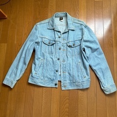 服/ジャンパー