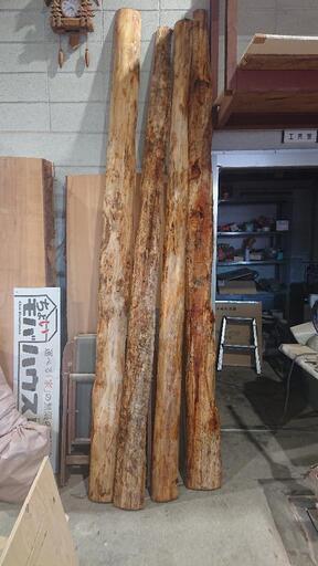 能登ヒバの丸太の端材  一枚の金額です。