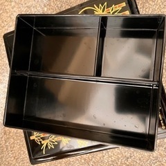 少し小さめ重箱風　弁当箱？差し上げますの画像