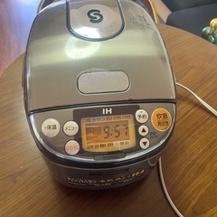 象印ZOJIRUSHI  3合炊き炊飯器