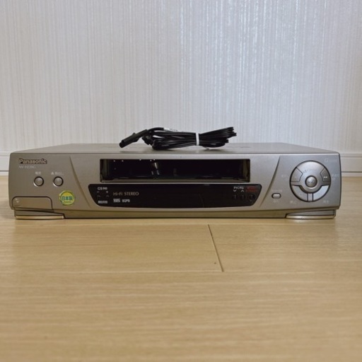 中古VHSビデオデッキパナソニックPanasonic NV-H220Gおまけ付