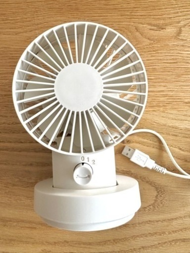 無印良品　デスクファン　首振り　角度変更可能