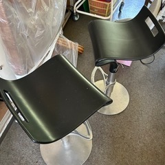 椅子　二脚　無料！取りに来ていただける方の画像