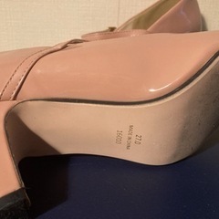 エナメルパンプス大きいサイズ　の画像