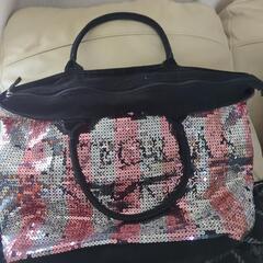 Victoria's Secret　バッグ　大きいカバン　スパンコールの画像