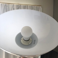 スタンド照明の画像