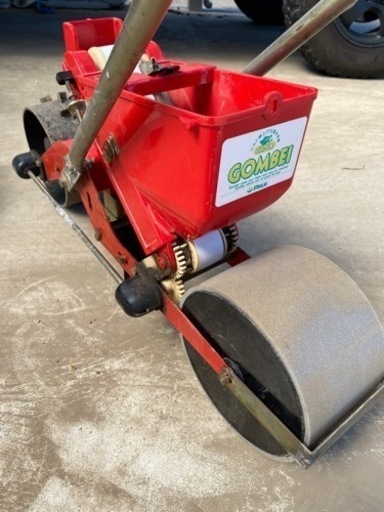 種まき機　ごんべえ　HS-300LH